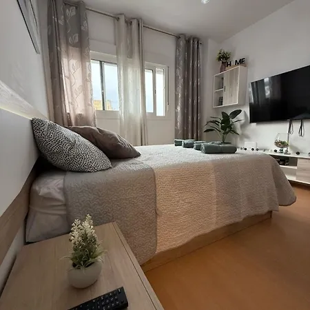 Mini Estudio Lovely Sevilla Con Bano Compartido * Camas